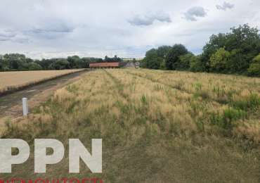 Prodej stavebního pozemku 808  m²