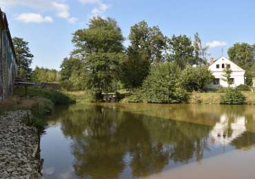 Prodej rodinného domu a stodoly