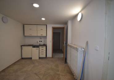 Pronájem 85  m² kadeřnictví