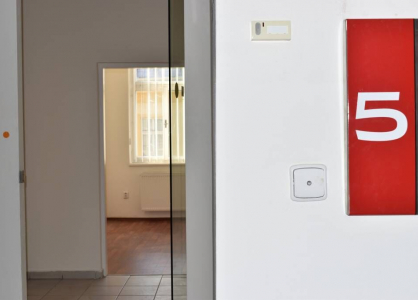 Pronájem komerčního prostoru, Kanceláře, 103 m²