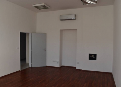 Pronájem komerčního prostoru, Kanceláře, 103 m²