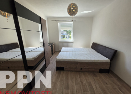 Pronájem bytu, 4+kk, 85 m²
